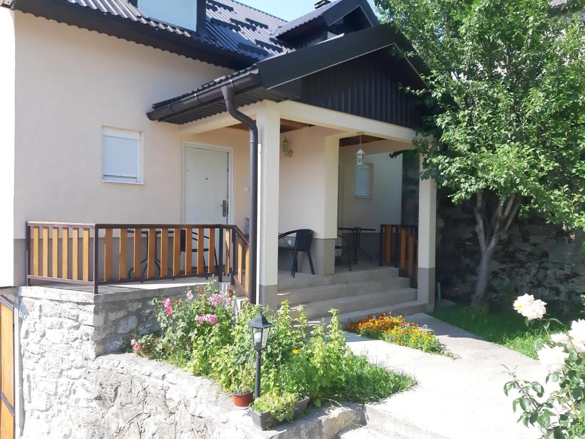 Our House Apartments Kolašin Esterno foto